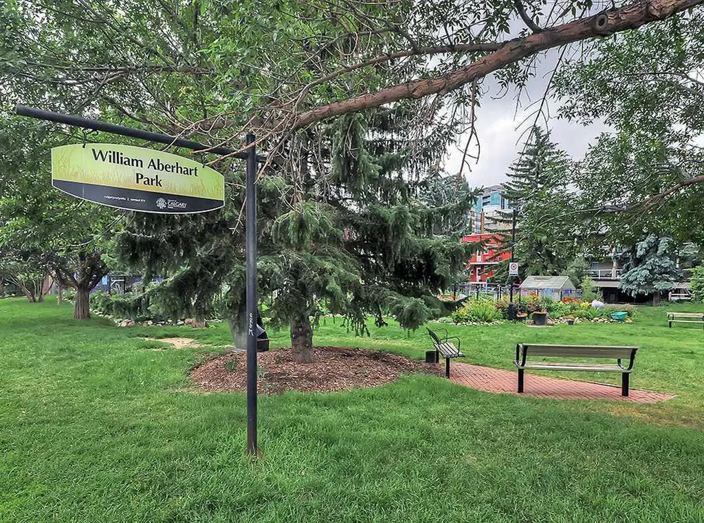 112 23 Avenue SW Calgary AB T2S 0J1