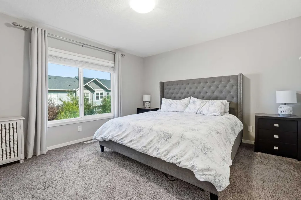 15 Cranbrook Terrace SE Calgary AB T3M 2X6
