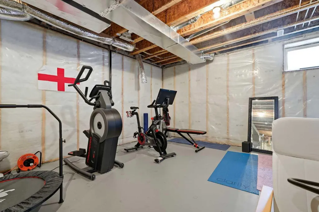 15 Cranbrook Terrace SE Calgary AB T3M 2X6
