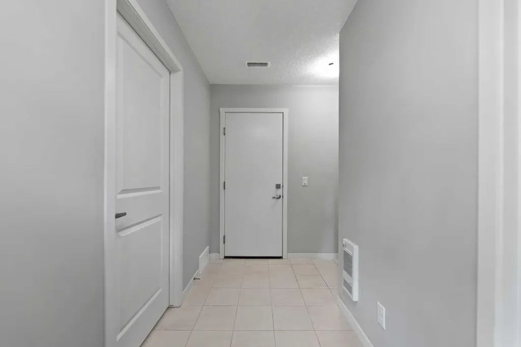 209 Harvest Hills Common NE Calgary AB T3K 2M7