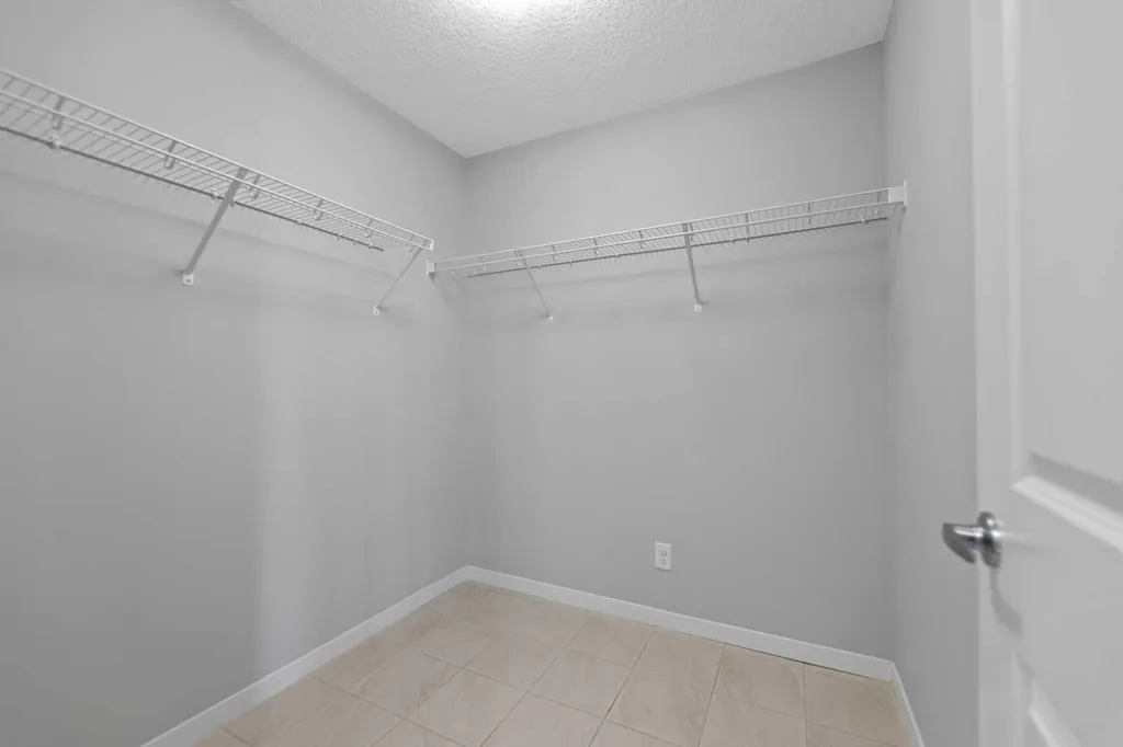 209 Harvest Hills Common NE Calgary AB T3K 2M7