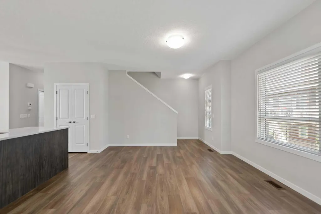 209 Harvest Hills Common NE Calgary AB T3K 2M7