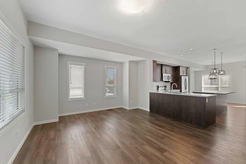 209 Harvest Hills Common NE Calgary AB T3K 2M7