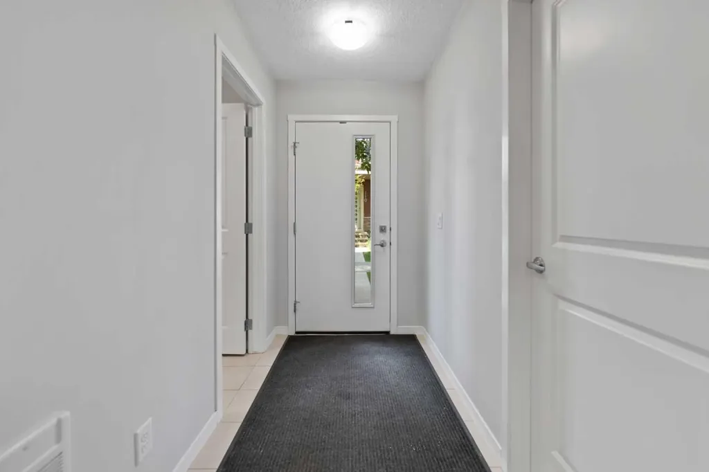 209 Harvest Hills Common NE Calgary AB T3K 2M7