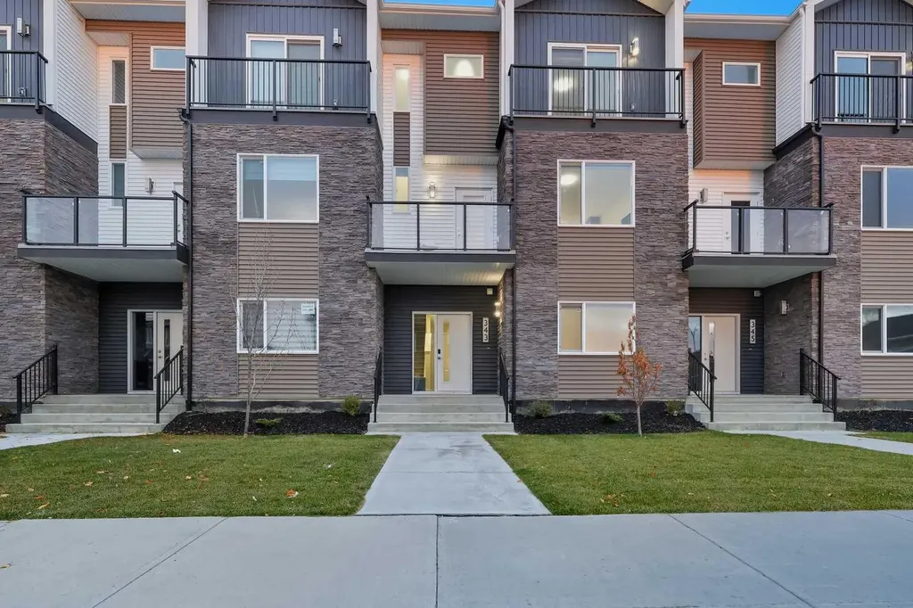 343 Red Sky Terrace NE Calgary AB T3N 2M3