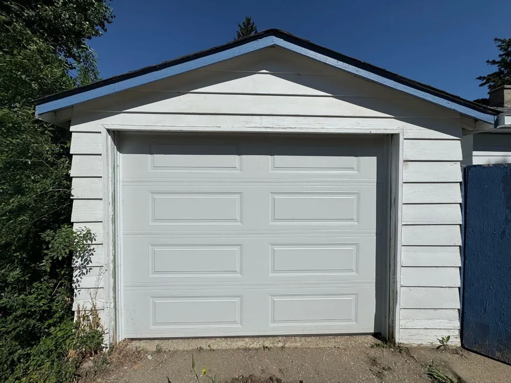 513 3 Street S Vulcan AB T0L2B0