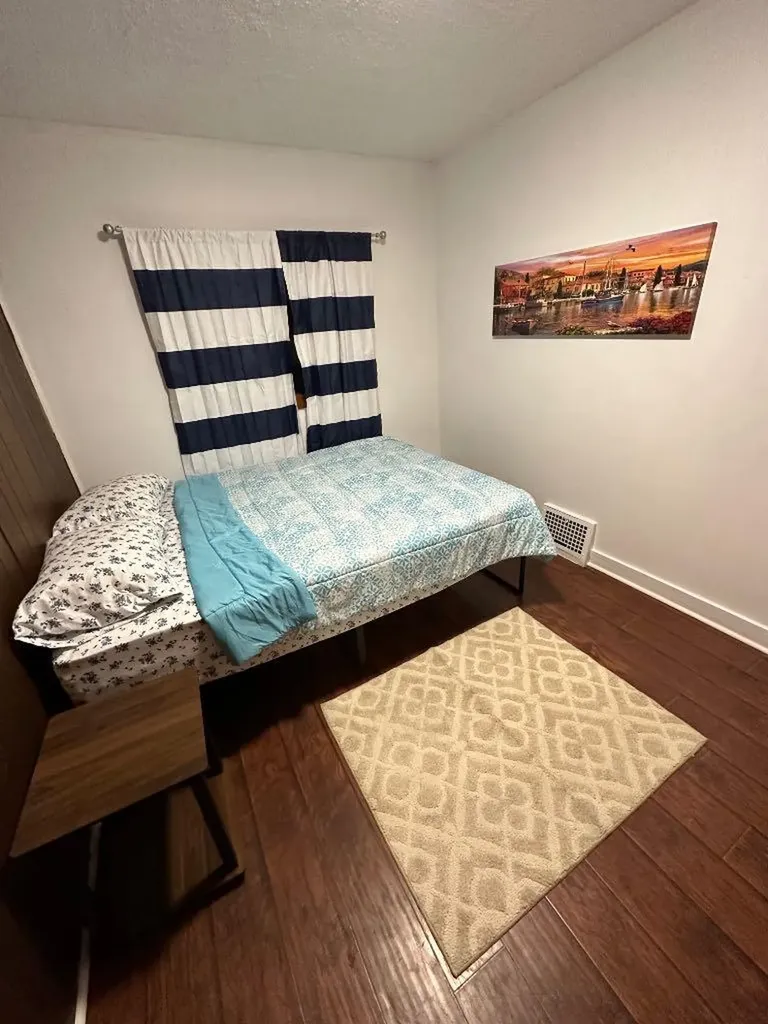 513 3 Street S Vulcan AB T0L2B0