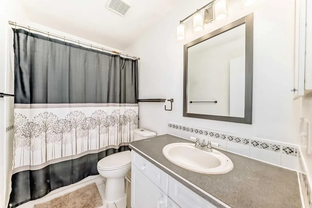 79 Hidden Crescent NW Calgary AB T3A 5L4