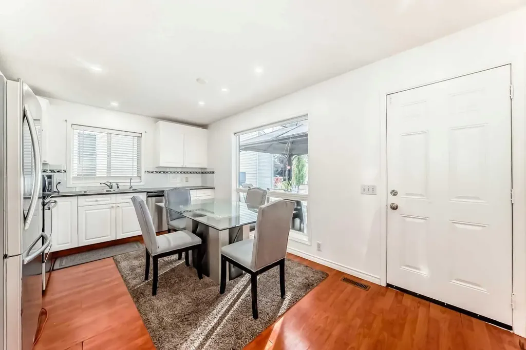 79 Hidden Crescent NW Calgary AB T3A 5L4