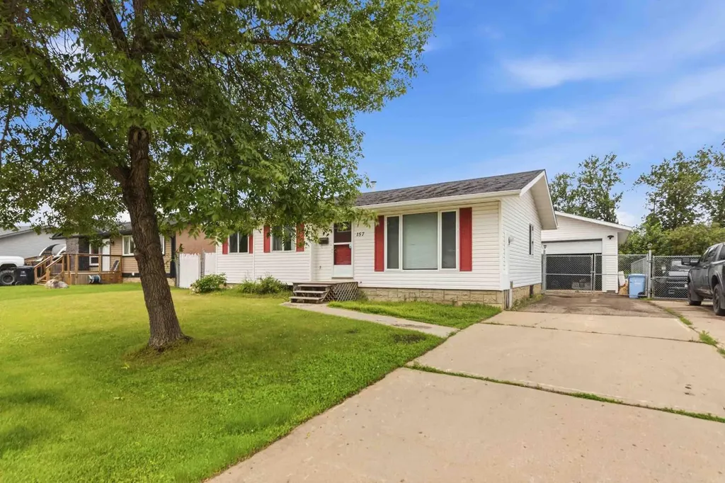 157 Rogers Crescent Fort Mcmurray AB T9H 2W7