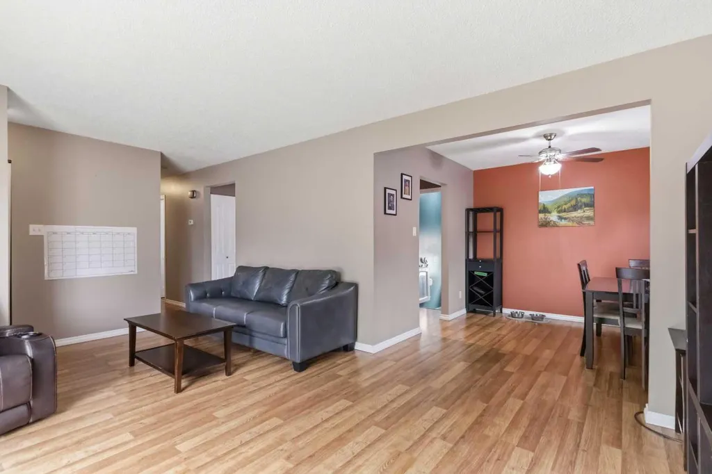 157 Rogers Crescent Fort Mcmurray AB T9H 2W7
