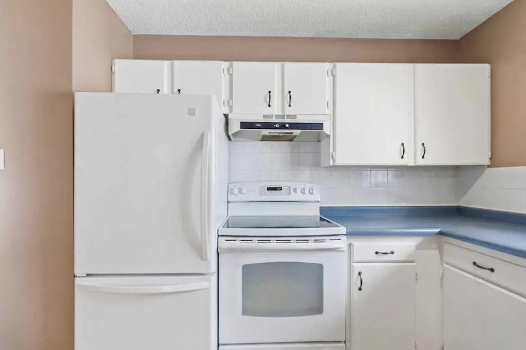 157 Rogers Crescent Fort Mcmurray AB T9H 2W7