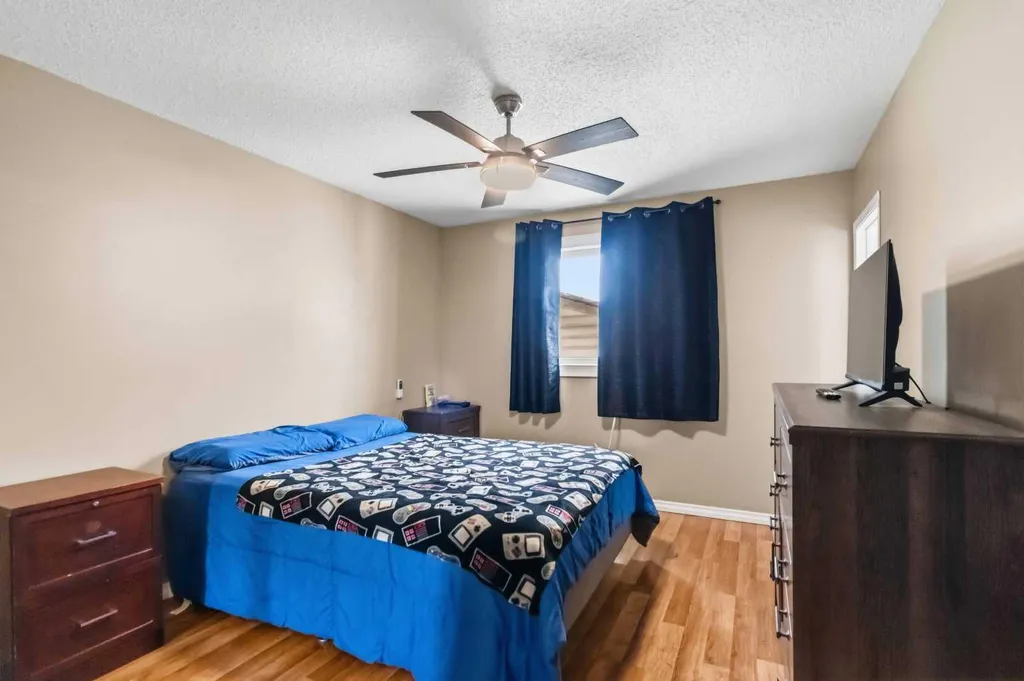 157 Rogers Crescent Fort Mcmurray AB T9H 2W7