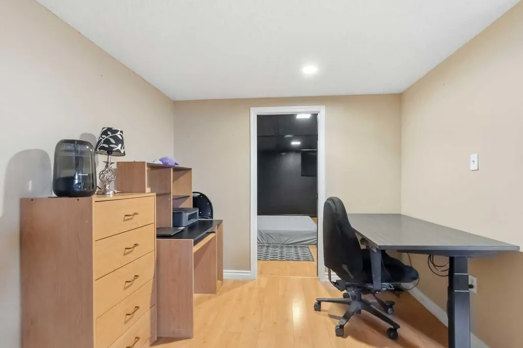 157 Rogers Crescent Fort Mcmurray AB T9H 2W7
