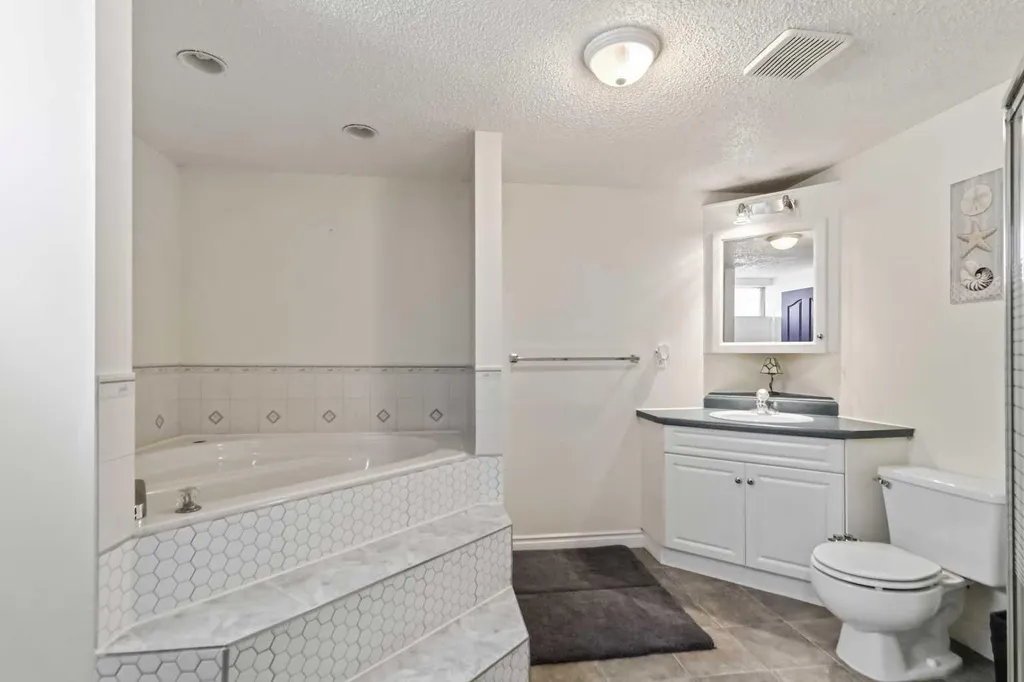 157 Rogers Crescent Fort Mcmurray AB T9H 2W7
