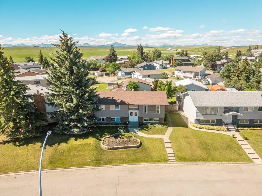 580 Mcdougall Street Pincher Creek AB T0K 1W0