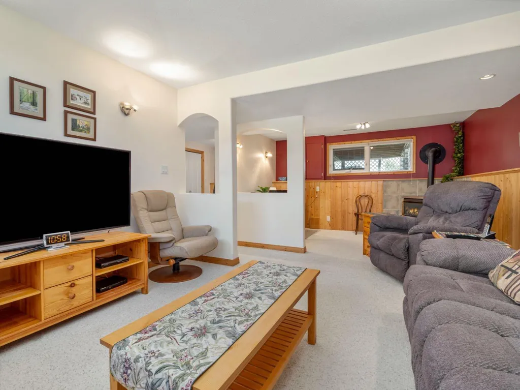 580 Mcdougall Street Pincher Creek AB T0K 1W0