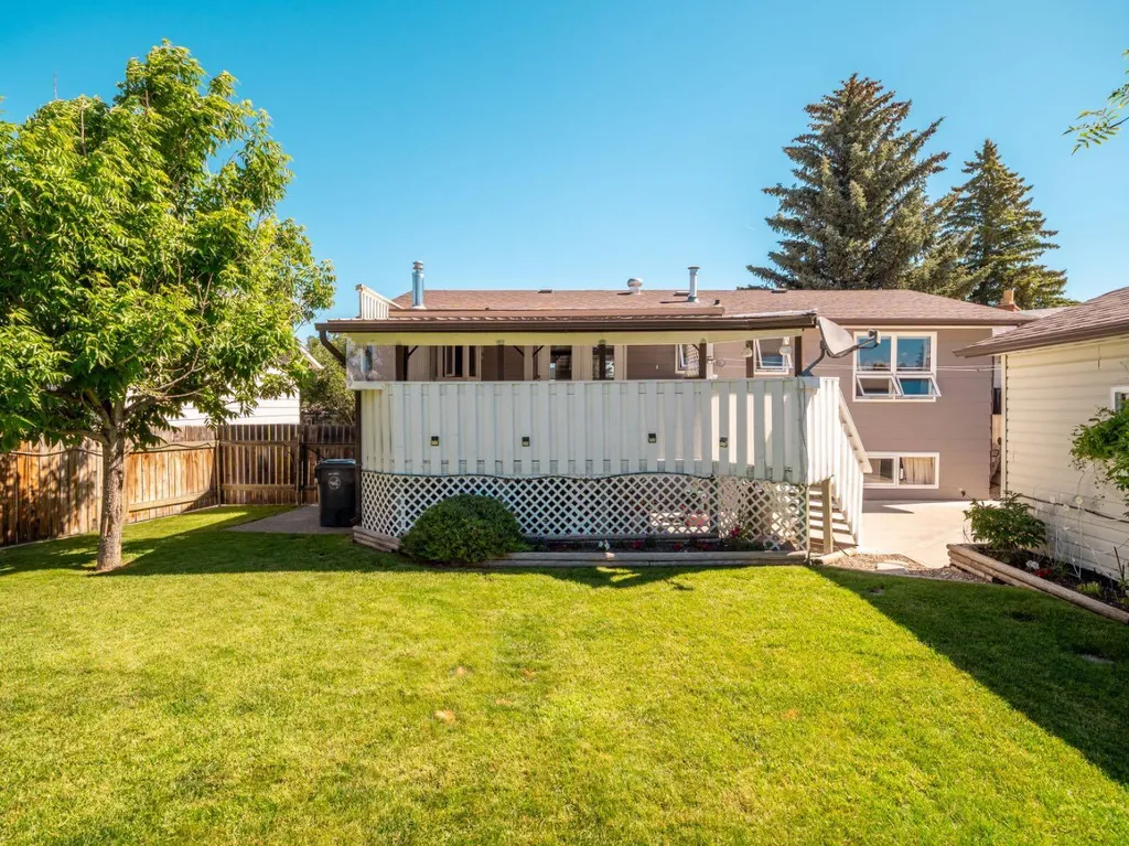 580 Mcdougall Street Pincher Creek AB T0K 1W0