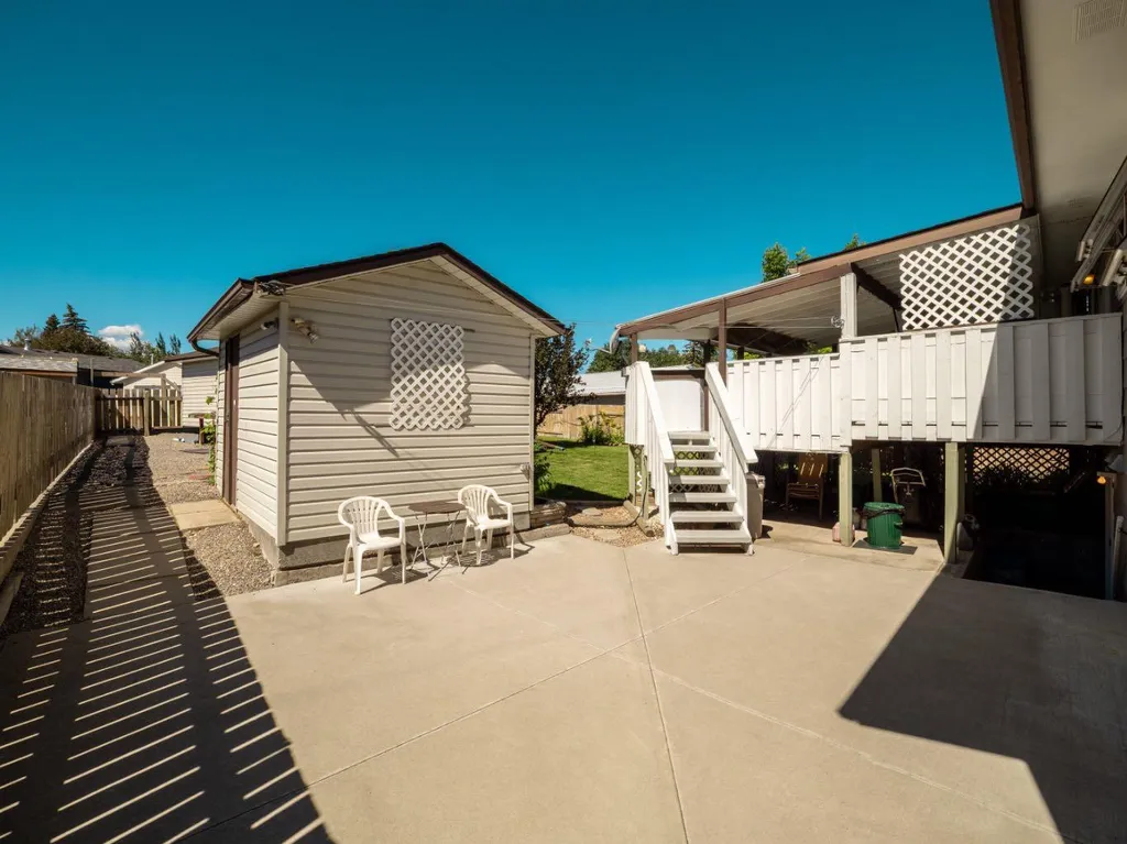 580 Mcdougall Street Pincher Creek AB T0K 1W0
