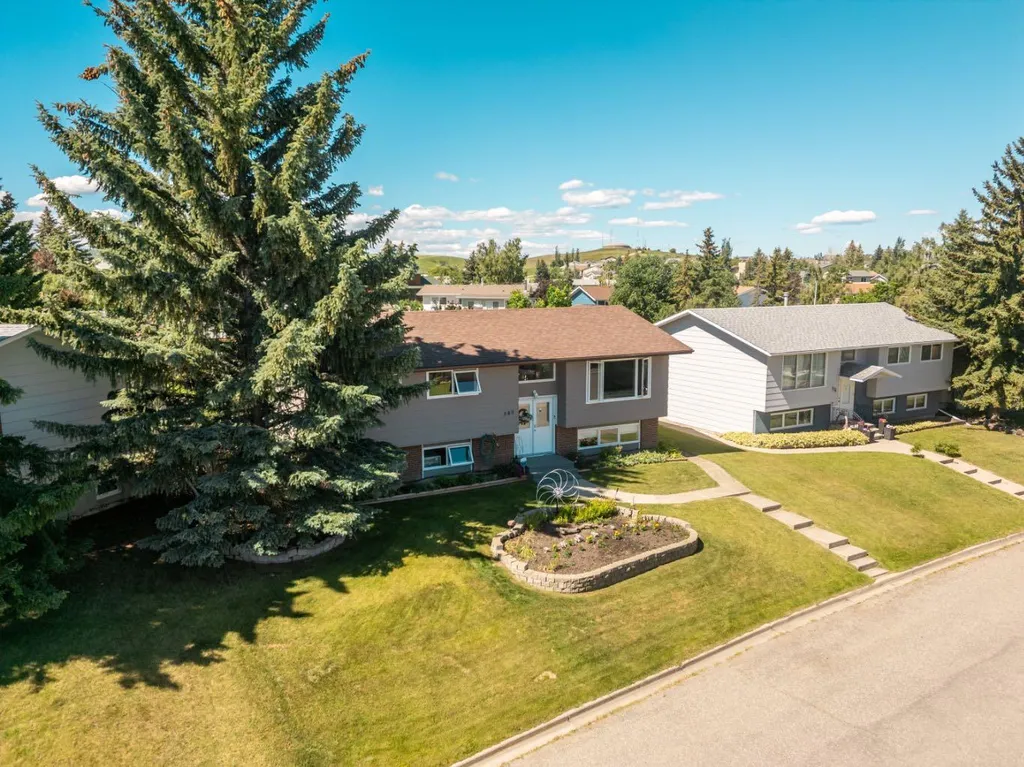 580 Mcdougall Street Pincher Creek AB T0K 1W0