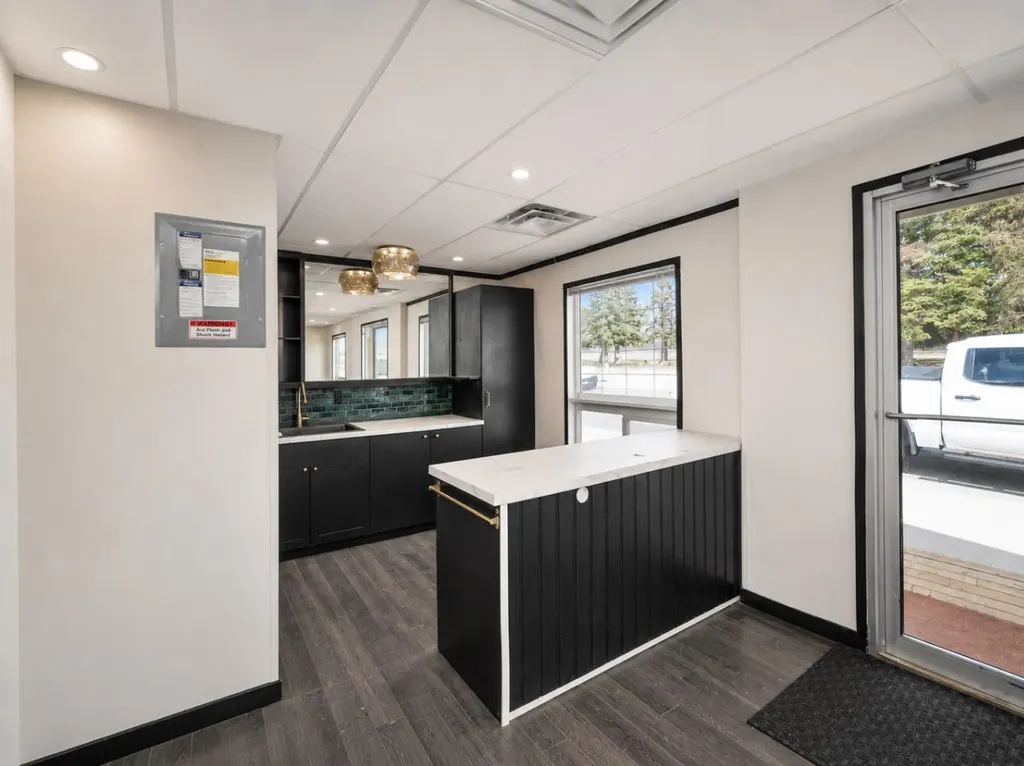 220 Main Street Diamond Valley AB T0L2A0