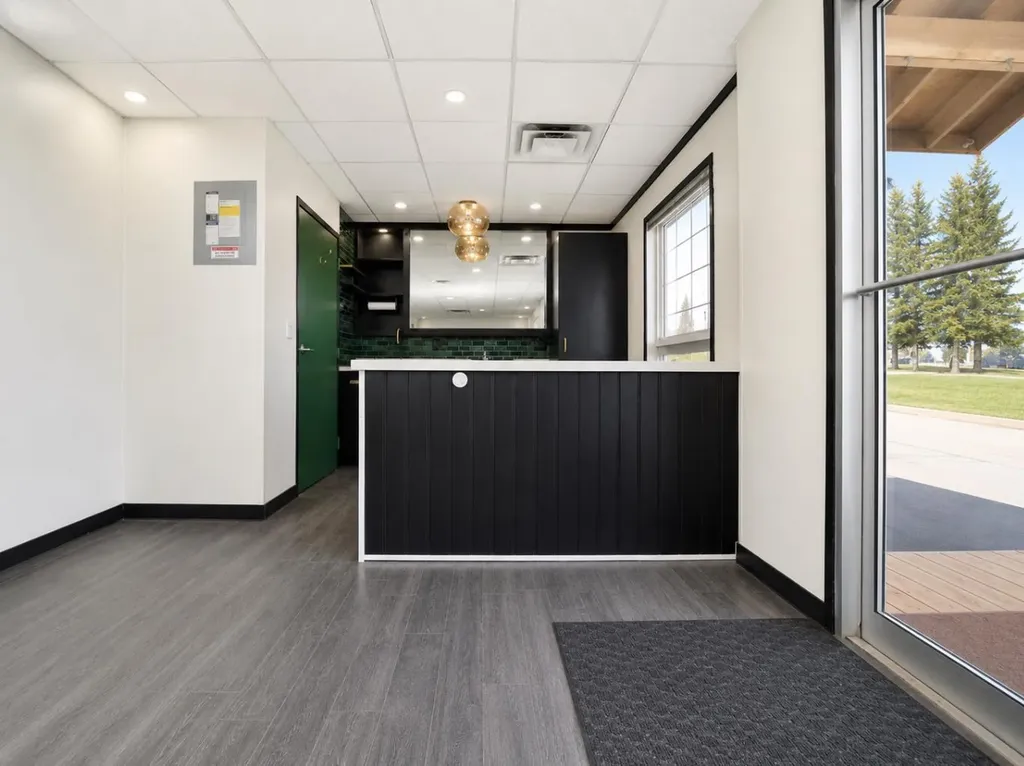 220 Main Street Diamond Valley AB T0L2A0