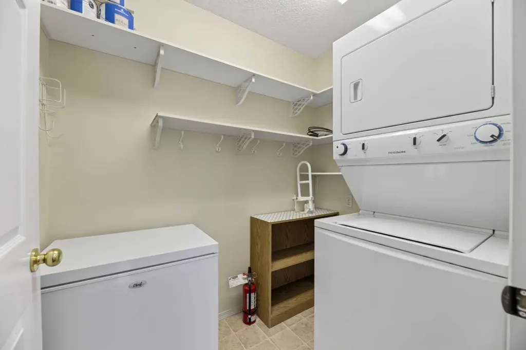 4514 54 Avenue Olds AB T4H 1W5