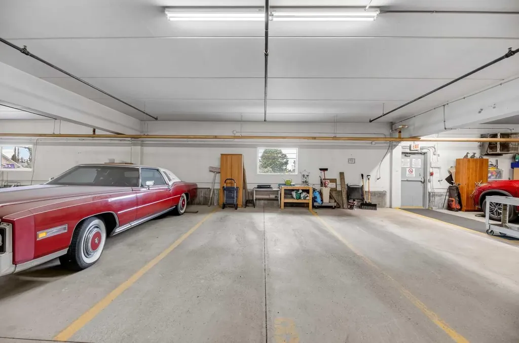 4514 54 Avenue Olds AB T4H 1W5