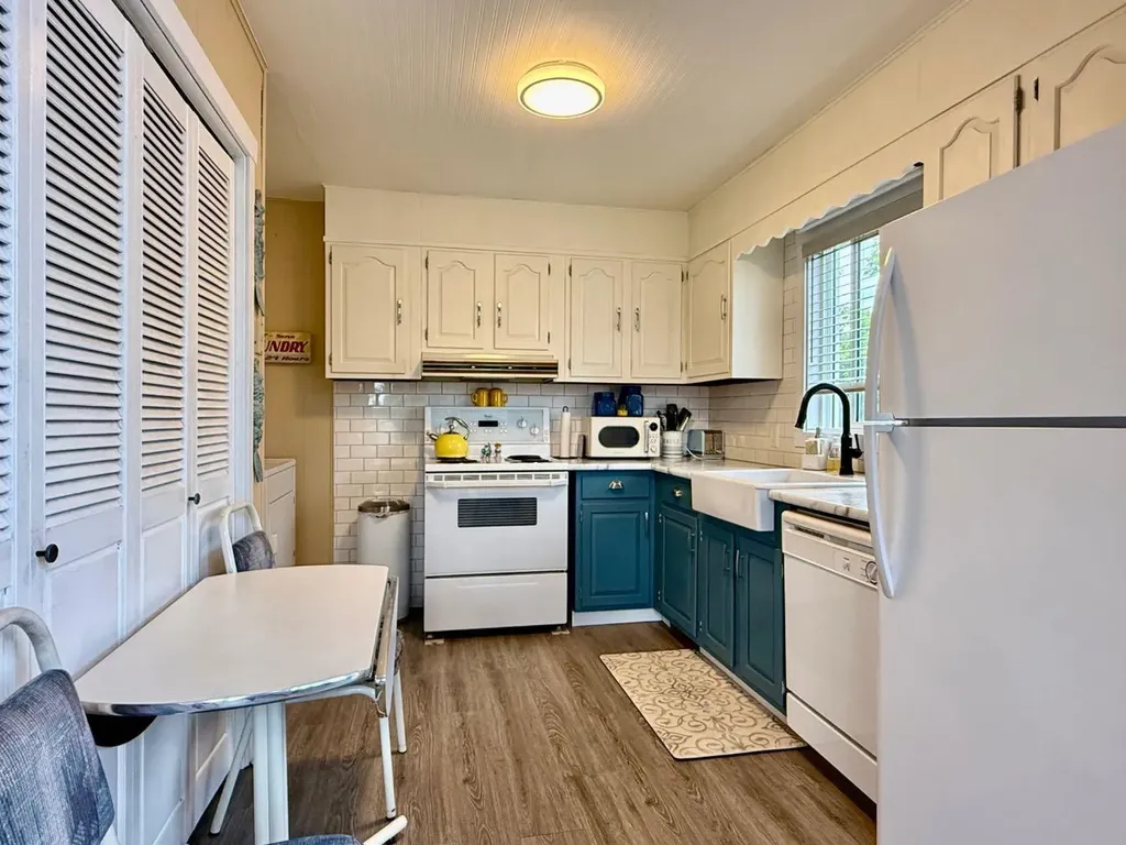 221 White Fish Crescent Lac Des Iles SK S0M 1A0