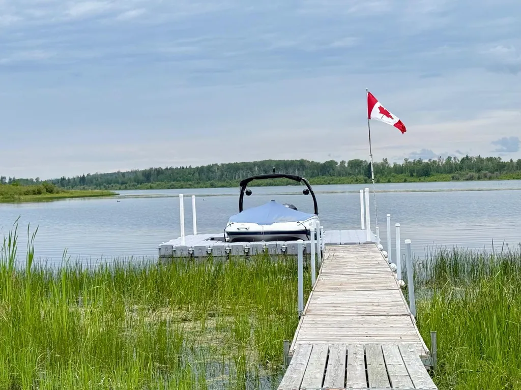 221 White Fish Crescent Lac Des Iles SK S0M 1A0