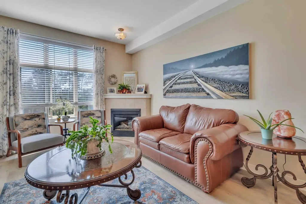 100 Lakeway Boulevard Sylvan Lake AB T4S 0A4
