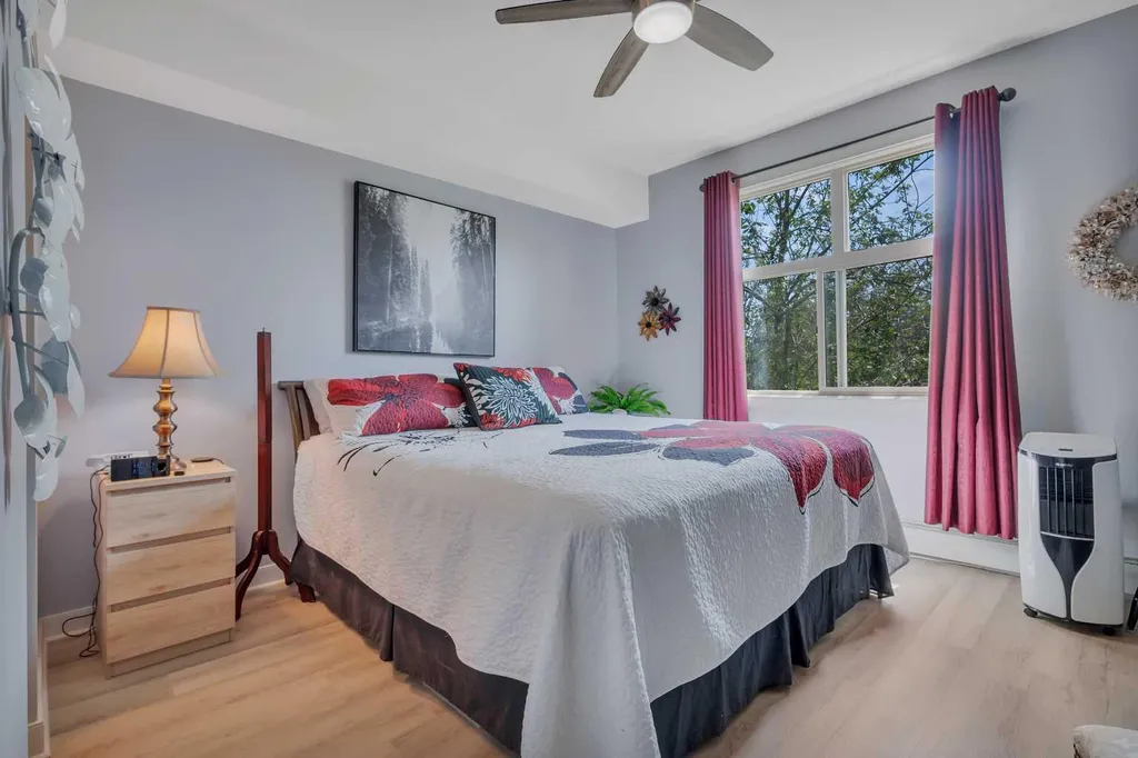 100 Lakeway Boulevard Sylvan Lake AB T4S 0A4