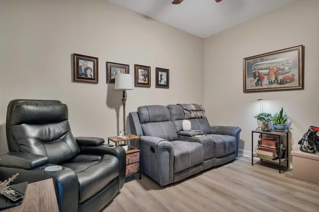 100 Lakeway Boulevard Sylvan Lake AB T4S 0A4