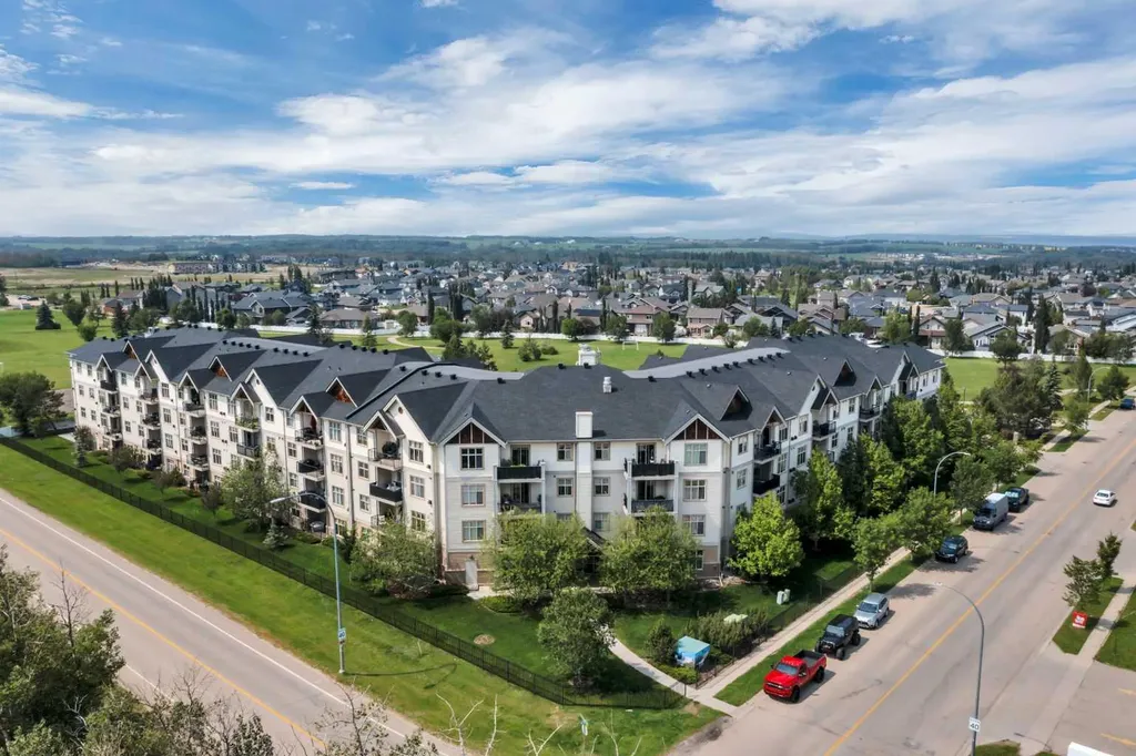 100 Lakeway Boulevard Sylvan Lake AB T4S 0A4