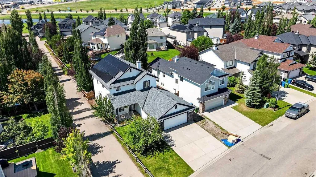 121 Springmere Road Chestermere AB T1X 1R4