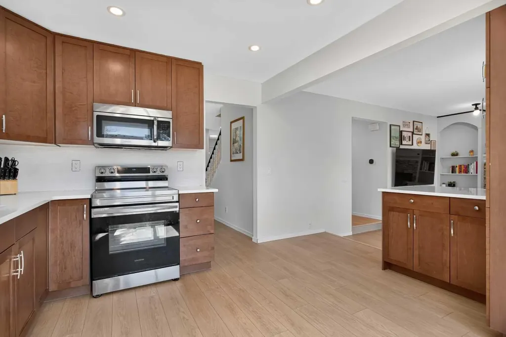 51 Millbank Court SW Calgary AB T2Y 2C9