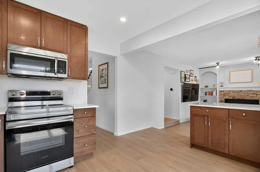 51 Millbank Court SW Calgary AB T2Y 2C9