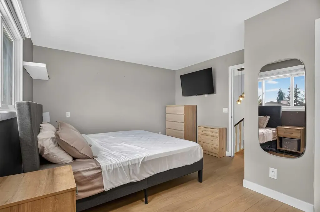 51 Millbank Court SW Calgary AB T2Y 2C9