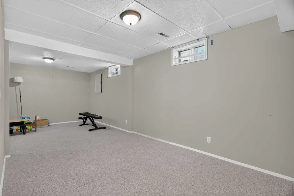 51 Millbank Court SW Calgary AB T2Y 2C9
