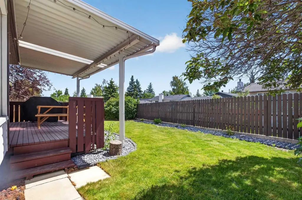 51 Millbank Court SW Calgary AB T2Y 2C9