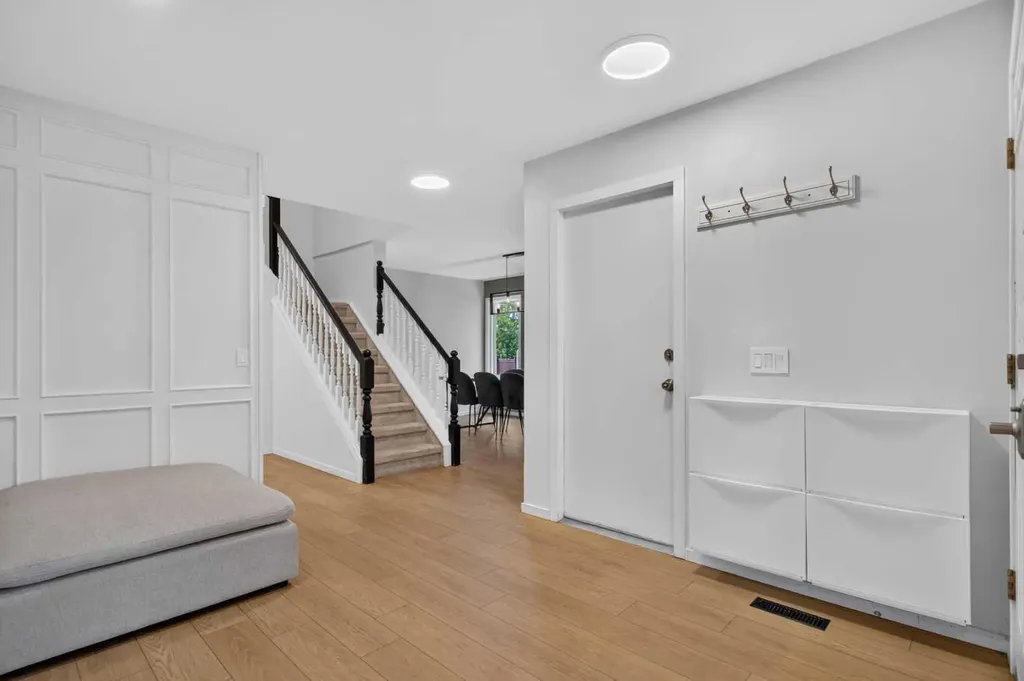 51 Millbank Court SW Calgary AB T2Y 2C9