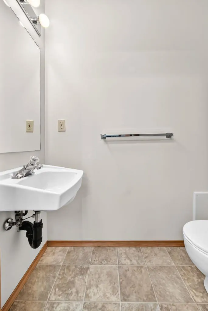 3 Parklane Place Strathmore AB T1P 1K7