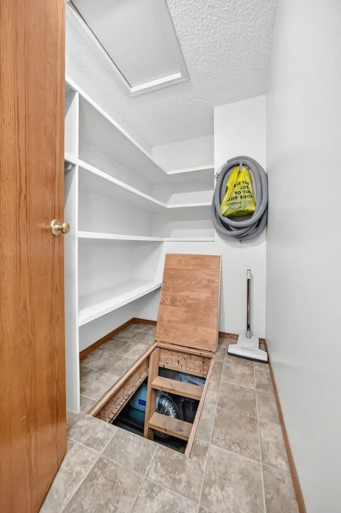 3 Parklane Place Strathmore AB T1P 1K7