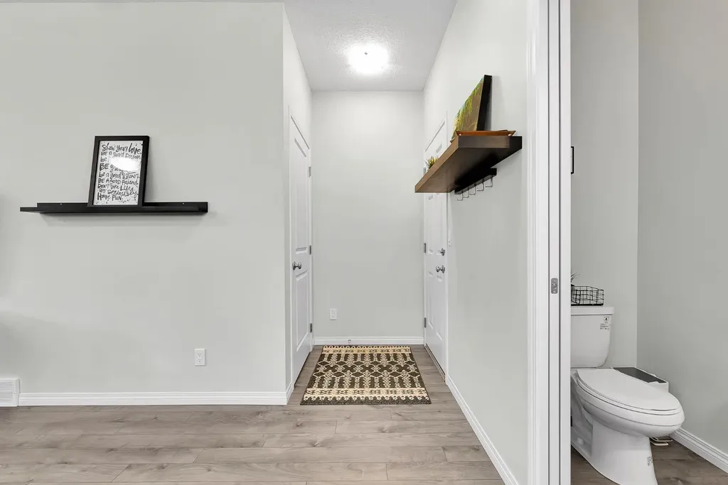 40 Legacy Glen Street SE Calgary AB T2X 3E2