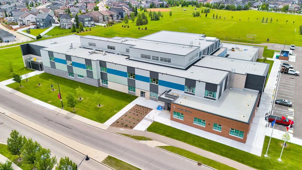 40 Legacy Glen Street SE Calgary AB T2X 3E2