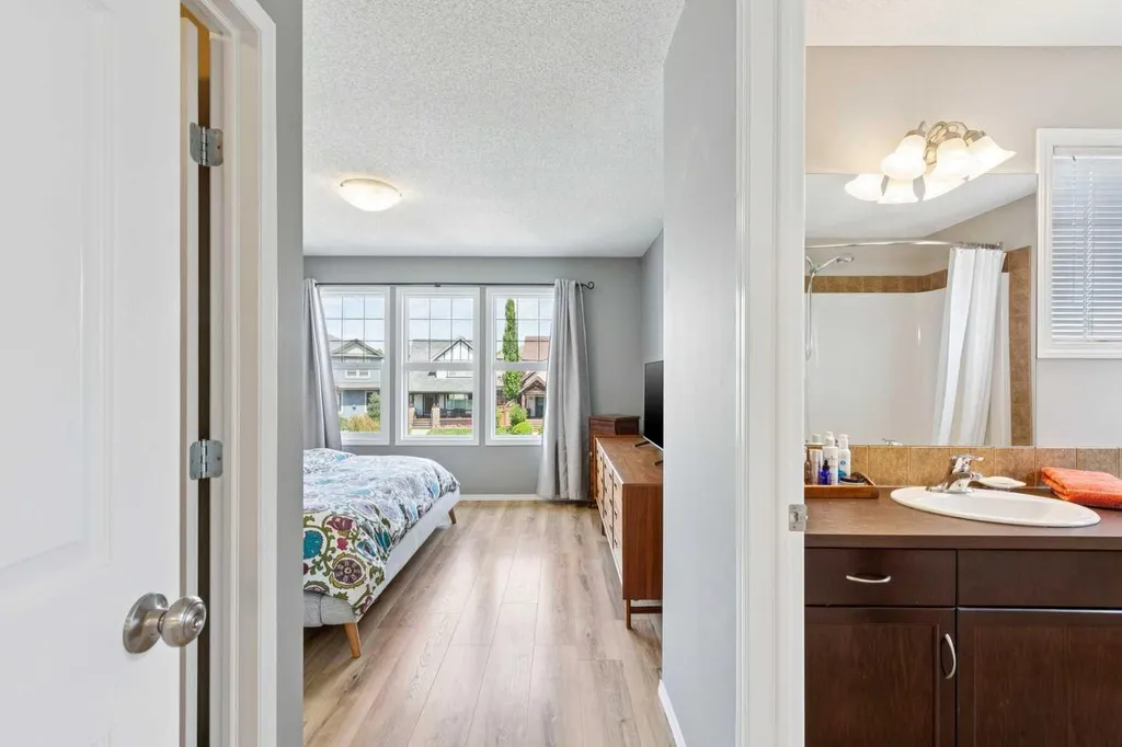 147 Sunset Cove Cochrane AB T4C 0C8