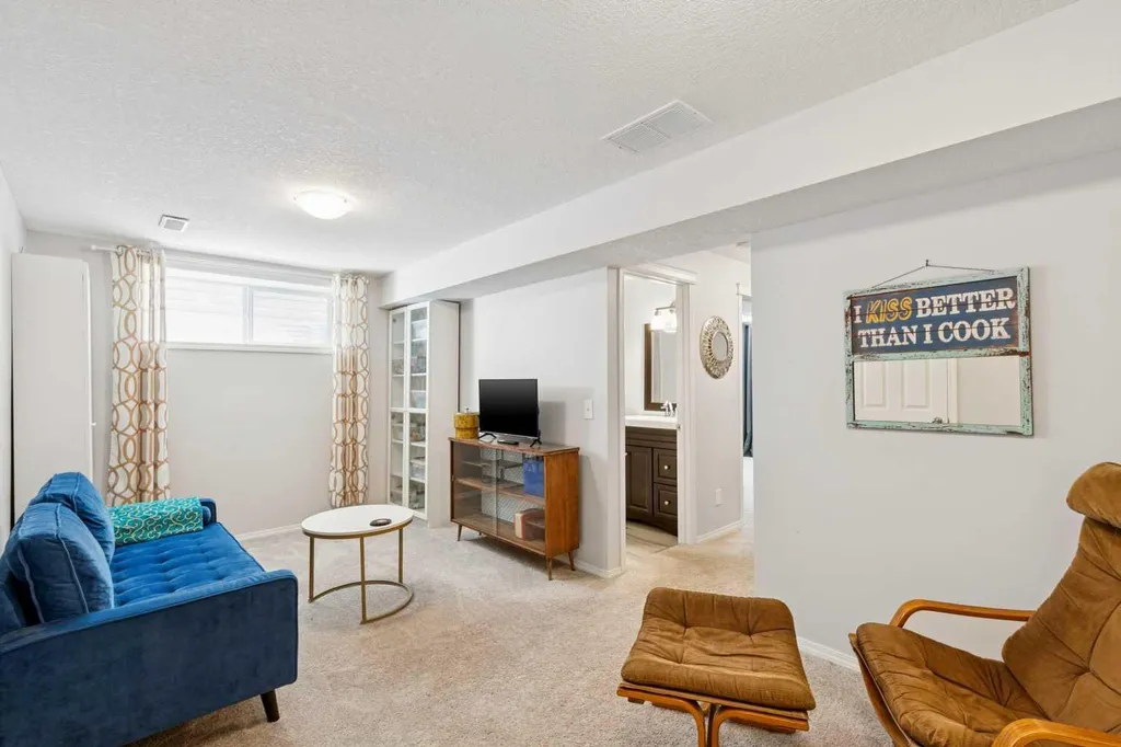 147 Sunset Cove Cochrane AB T4C 0C8