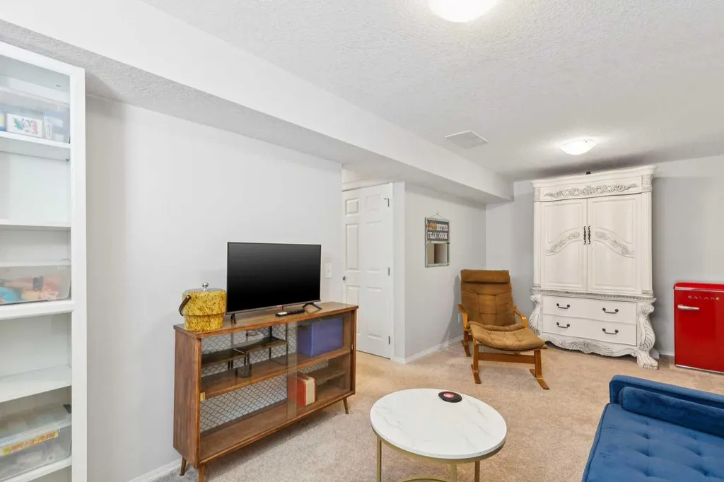 147 Sunset Cove Cochrane AB T4C 0C8