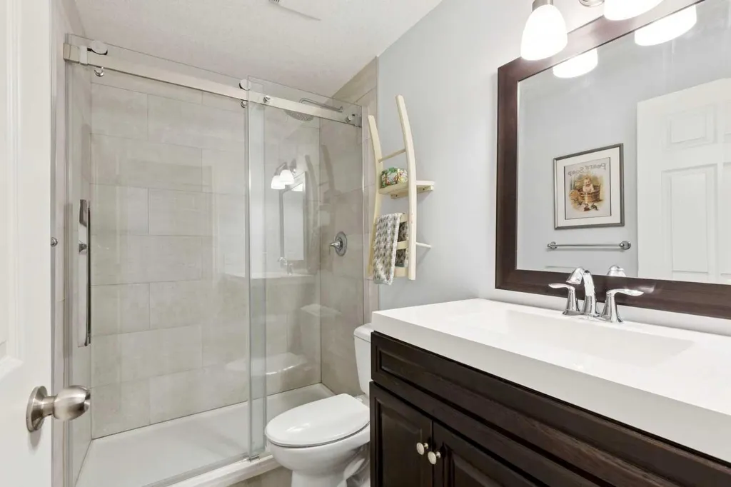 147 Sunset Cove Cochrane AB T4C 0C8