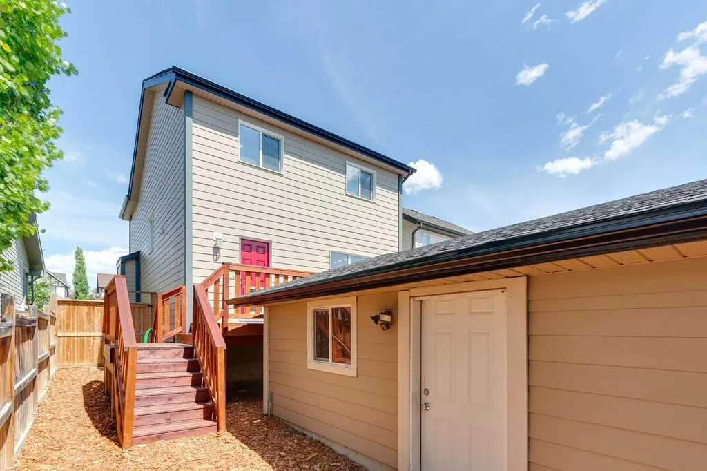 147 Sunset Cove Cochrane AB T4C 0C8